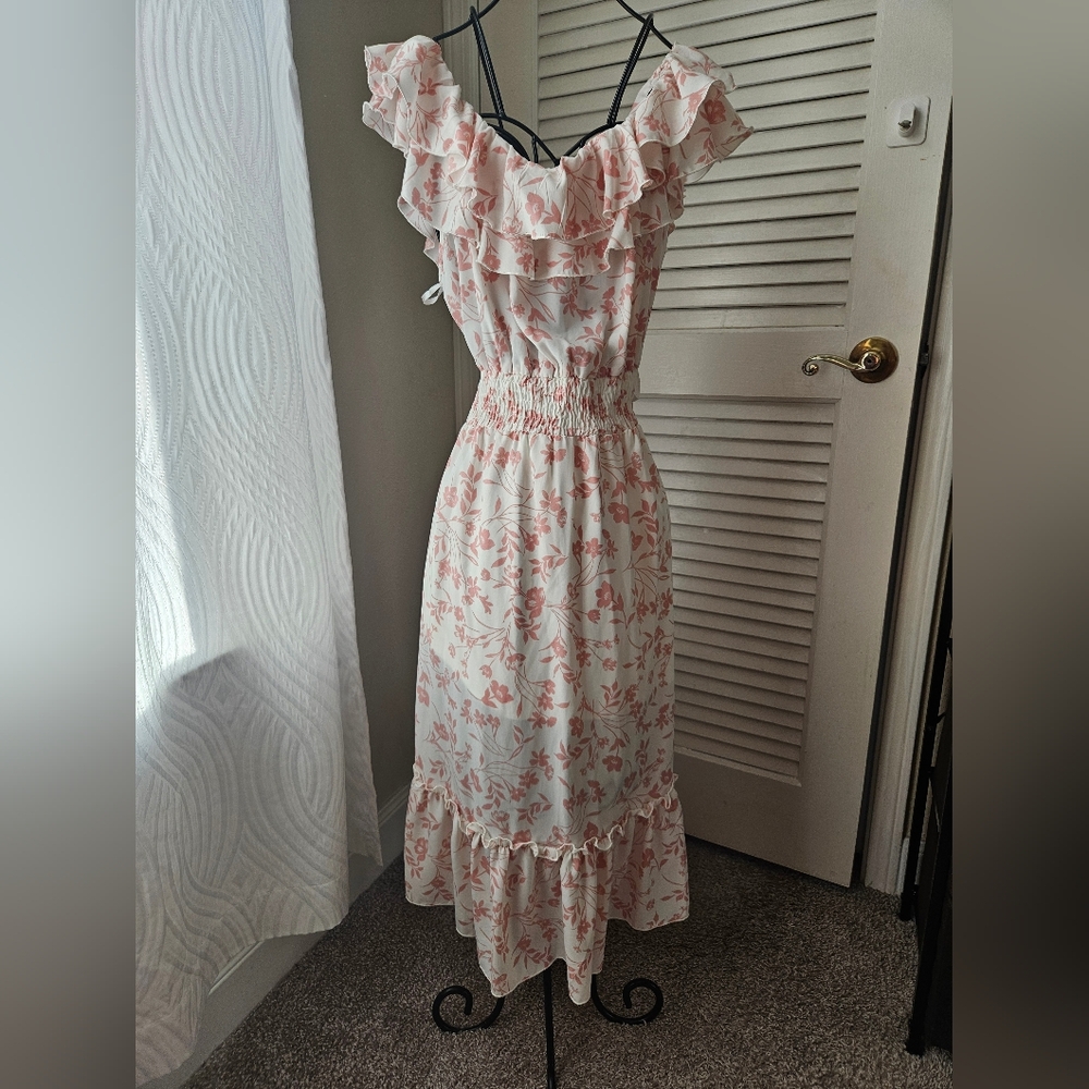 Sweet storm dress